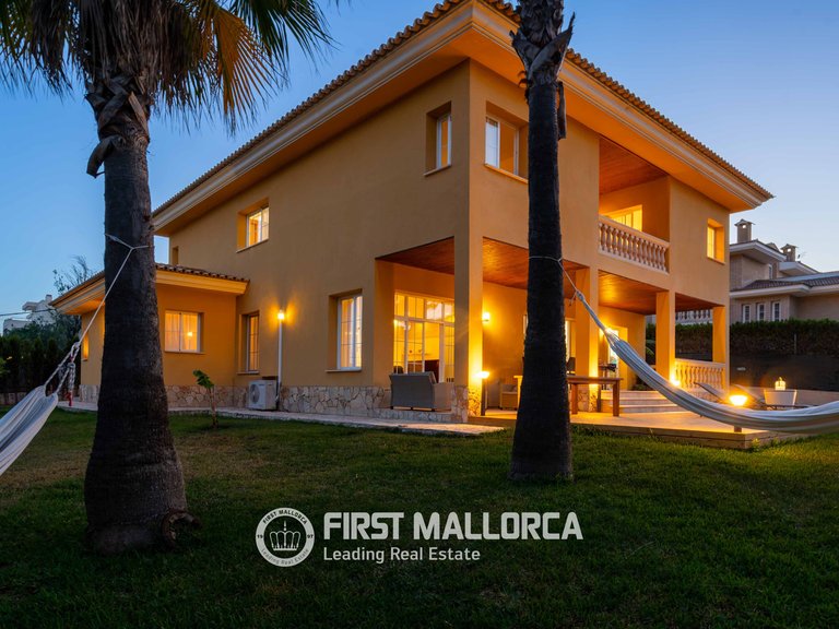 Villa for Sale in Santa Ponsa, Balearic Islands 4