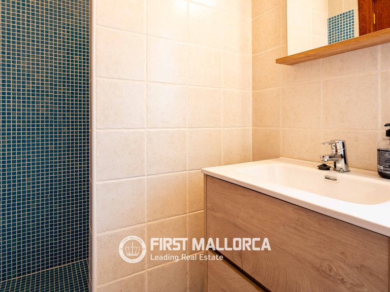 Villa for Sale in Santa Ponsa, Balearic Islands 18