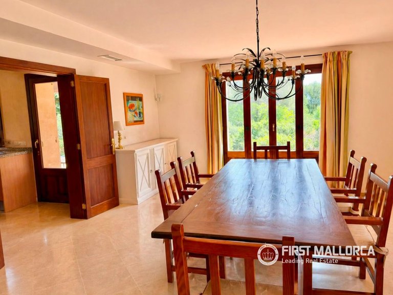 Country House for Sale in Ses Salines, Balearic Islands 3