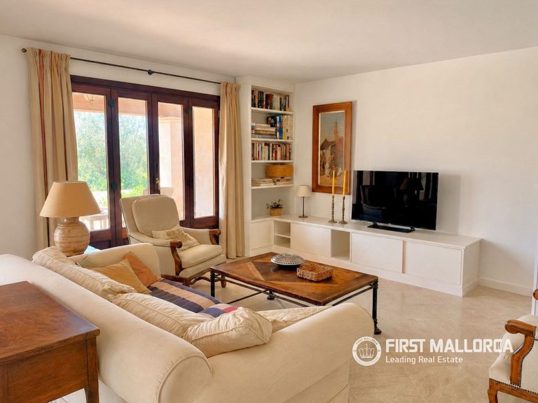Country House for Sale in Ses Salines, Balearic Islands 2