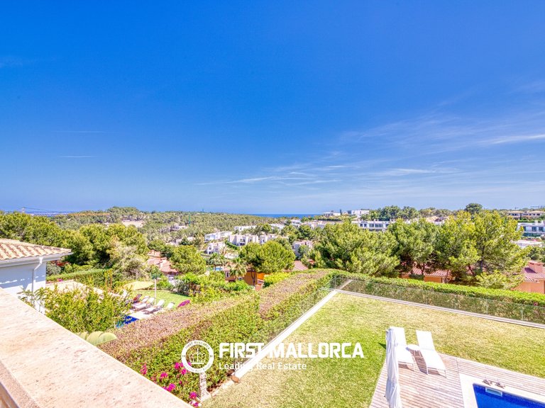 Villa for Rent in Cala Vinyas, Balearic Islands 40