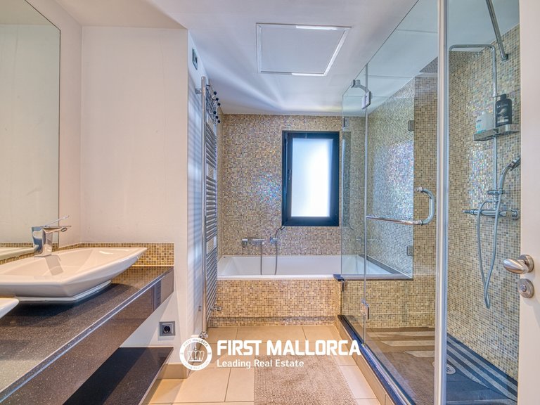 Villa for Rent in Cala Vinyas, Balearic Islands 46