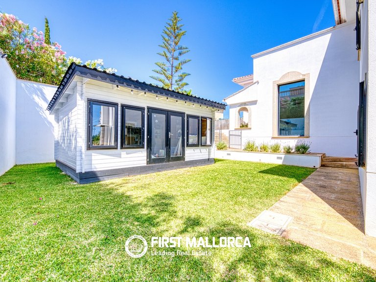 Villa for Rent in Cala Vinyas, Balearic Islands 12