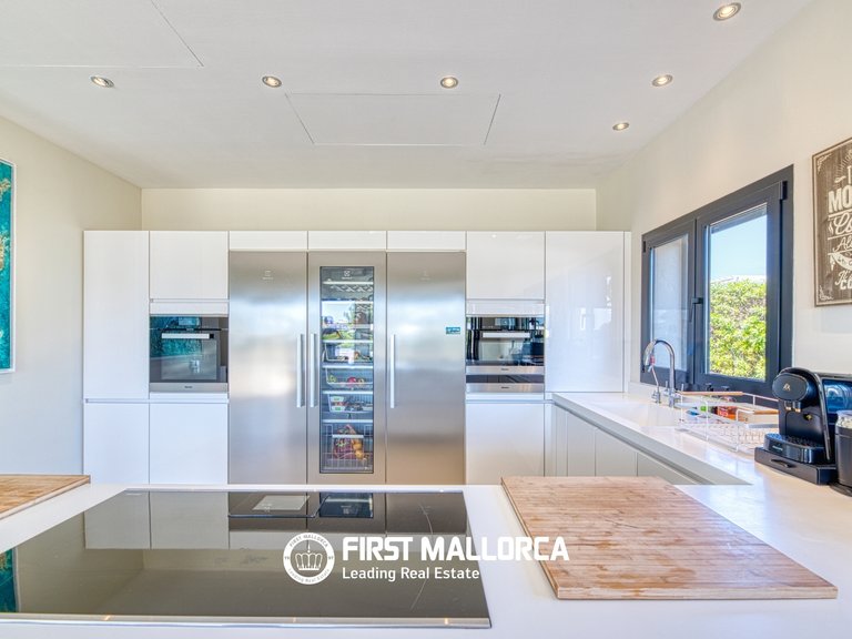 Villa for Rent in Cala Vinyas, Balearic Islands 24