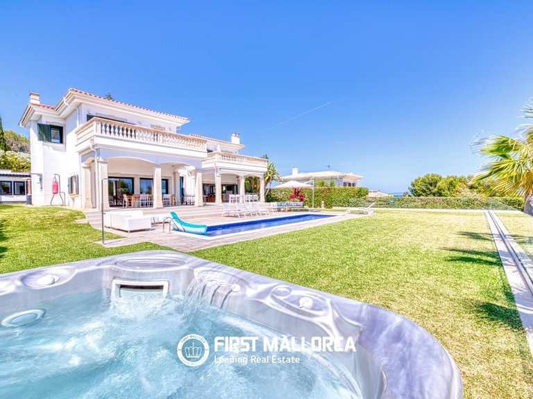 Villa for Rent in Cala Vinyas, Balearic Islands 2