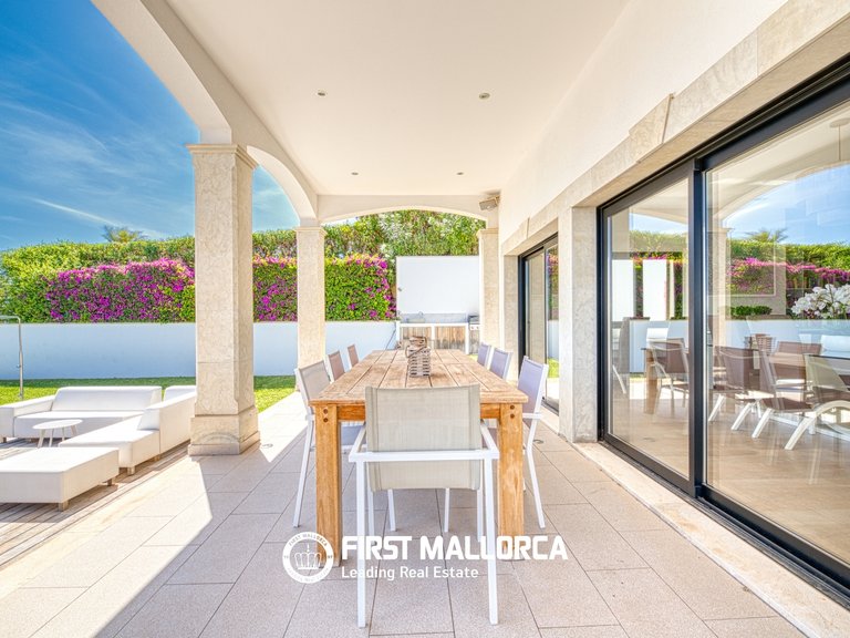 Villa for Rent in Cala Vinyas, Balearic Islands 8