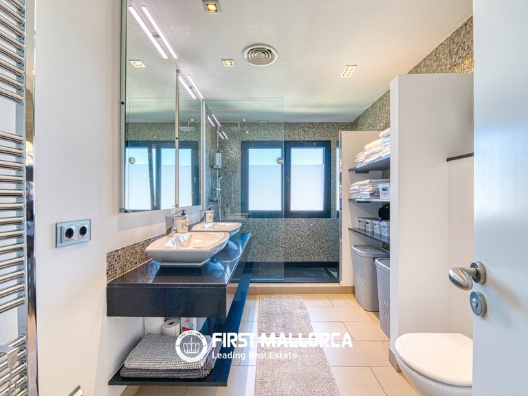 Villa for Rent in Cala Vinyas, Balearic Islands 41