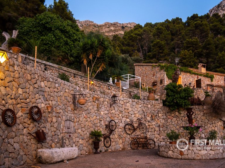 Villa for Rent in Estellencs, Balearic Islands 11