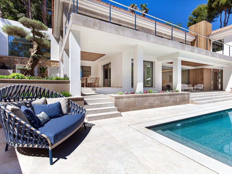Villa for Sale in Bendinat, Balearic Islands 3