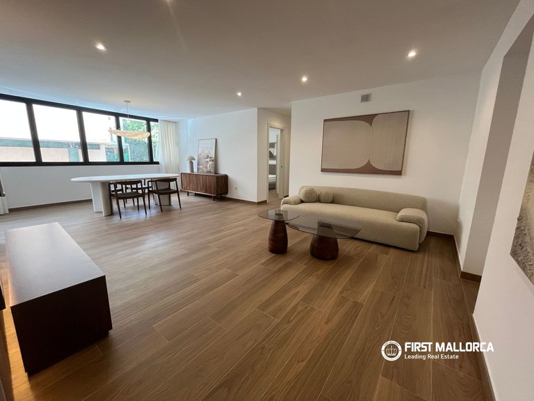 Apartment for Sale in Palma De Mallorca, Balearic Islands 2