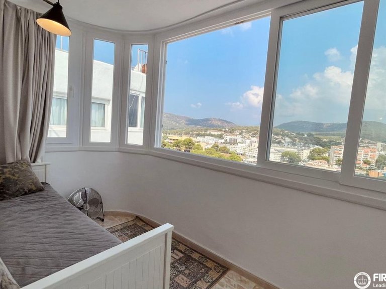 Penthouse for Sale in Torrenova, Balearic Islands 9