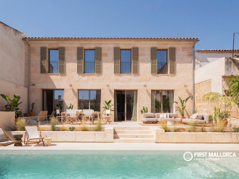 Town House for Sale in Ariany, Balearic Islands 1