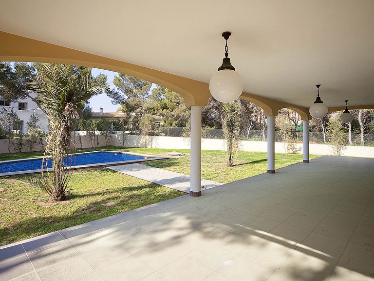 Villa for Sale in Sol De Mallorca, Balearic Islands 3
