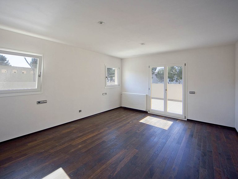 Villa for Sale in Sol De Mallorca, Balearic Islands 6