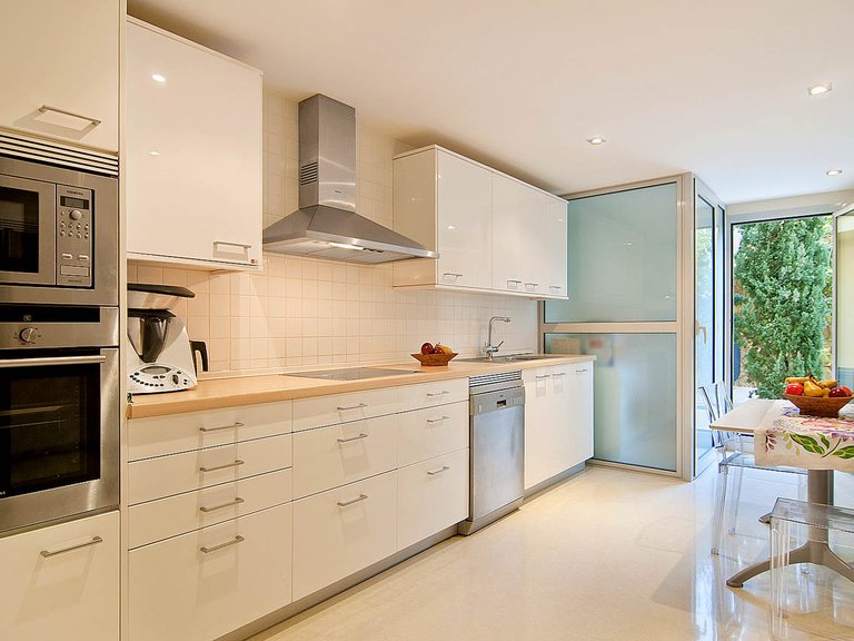 Apartment for Sale in Sol De Mallorca, Balearic Islands 8