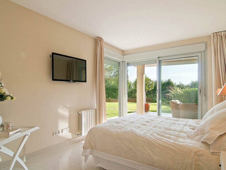 Apartment for Sale in Sol De Mallorca, Balearic Islands 9