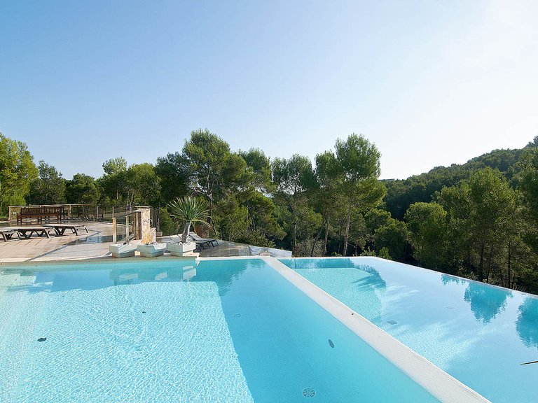 Apartment for Sale in Sol De Mallorca, Balearic Islands 4