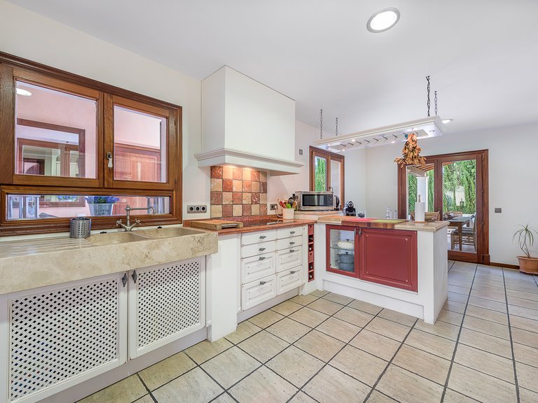 Villa for Sale in Es Capdellà, Balearic Islands 7