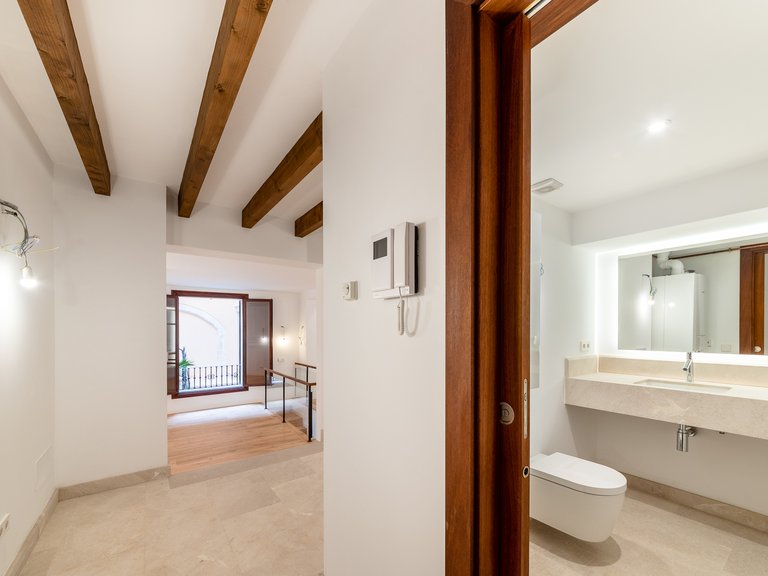 Apartment for Sale in Palma Old Town, Balearic Islands 11