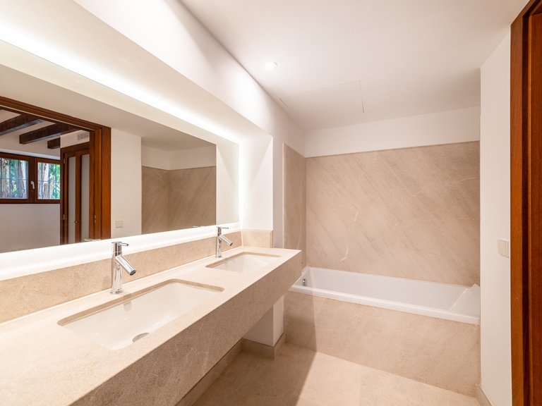 Apartment for Sale in Palma Old Town, Balearic Islands 12