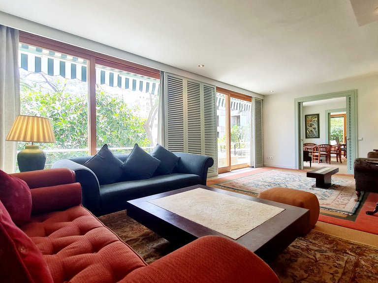 Apartment for Rent in Paseo Marítimo, Balearic Islands 6