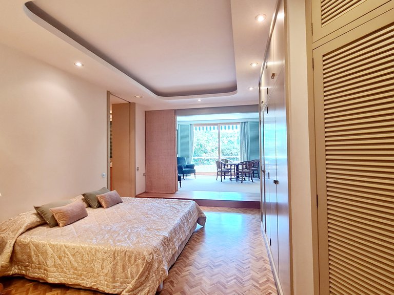 Apartment for Rent in Paseo Marítimo, Balearic Islands 18