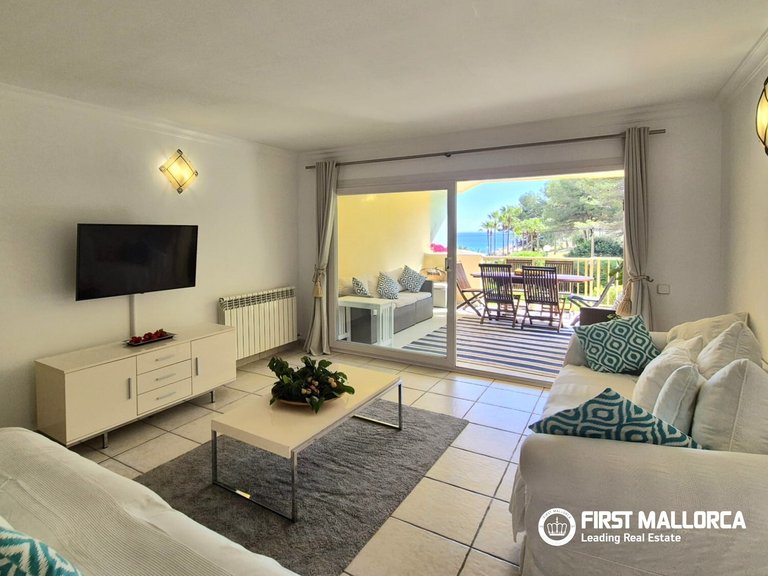 Apartment for Rent in Cala Vinyas, Balearic Islands 6