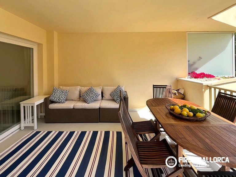 Apartment for Rent in Cala Vinyas, Balearic Islands 3