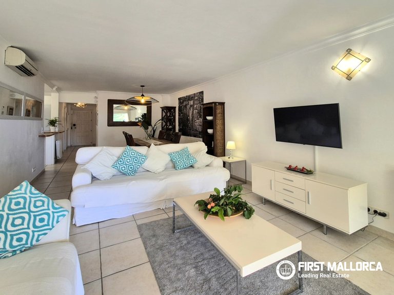 Apartment for Rent in Cala Vinyas, Balearic Islands 7
