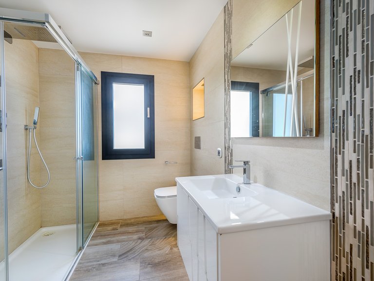 Villa for Rent in Son Vida, Balearic Islands 17