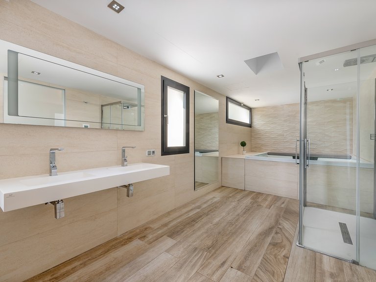 Villa for Rent in Son Vida, Balearic Islands 6
