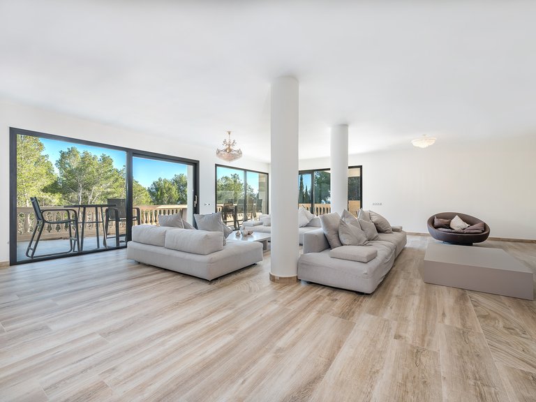 Villa for Rent in Son Vida, Balearic Islands 9
