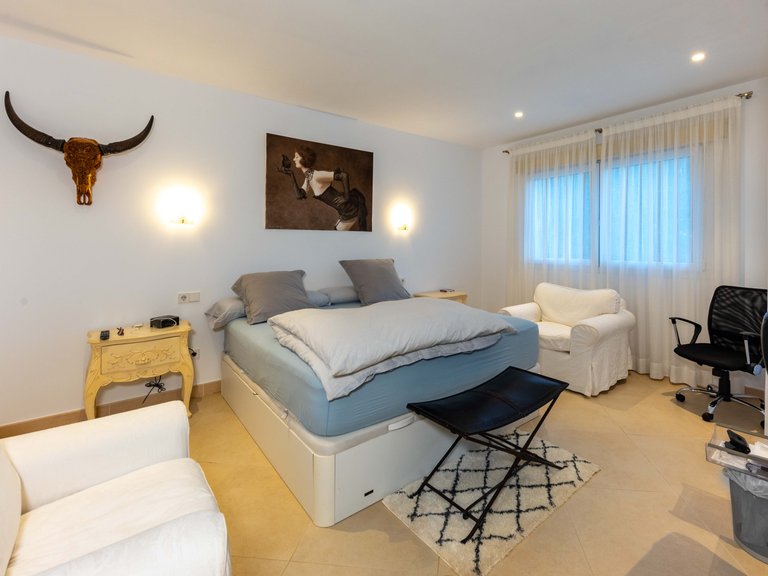 Villa for Sale in Port Adriano, Balearic Islands 10