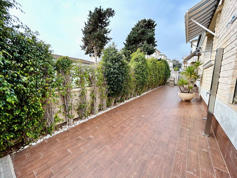 Villa for Sale in Costa Blanca Torrevieja, Alicante 23