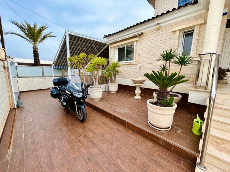 Villa for Sale in Costa Blanca Torrevieja, Alicante 16