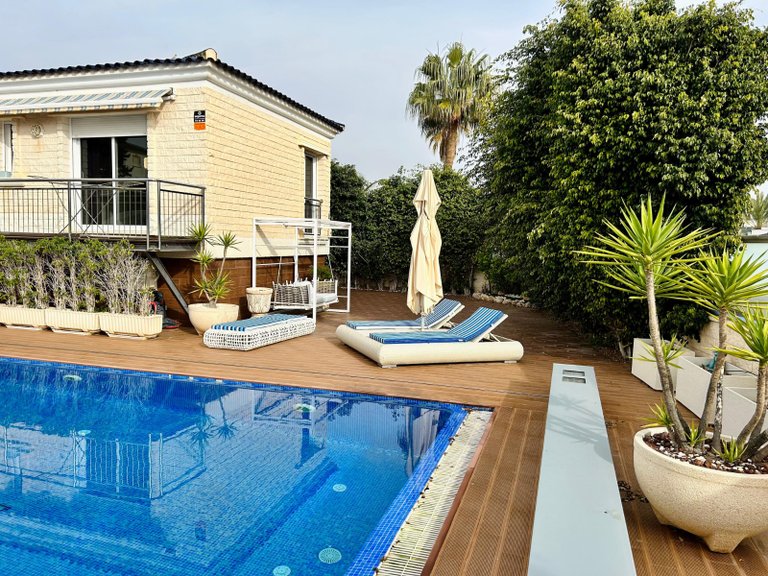 Villa for Sale in Costa Blanca Torrevieja, Alicante 15