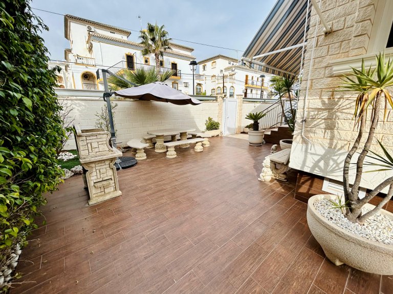 Villa for Sale in Costa Blanca Torrevieja, Alicante 36