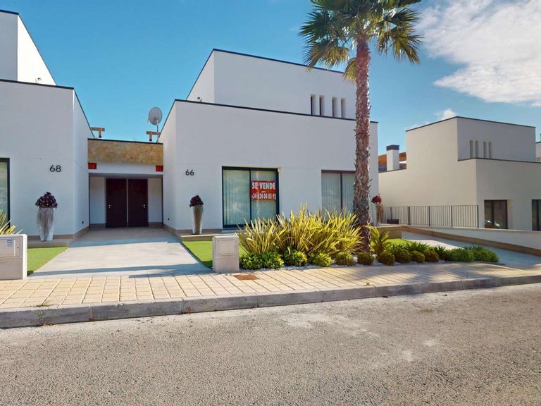 Villa for Sale in Monforte Del Cid, Alicante 47