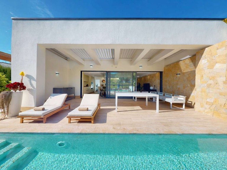 Villa for Sale in Monforte Del Cid, Alicante 2