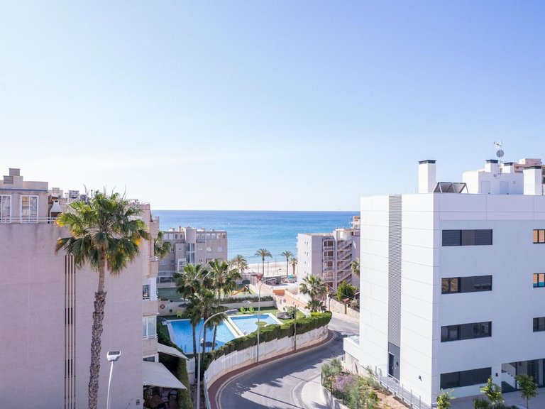Apartment for Sale in El Campello, Alicante 1