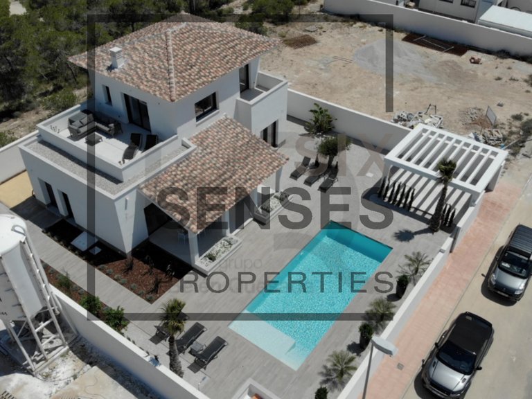 Villa for Sale in Ciudad Quesada, Lo Pepin, Alicante 1