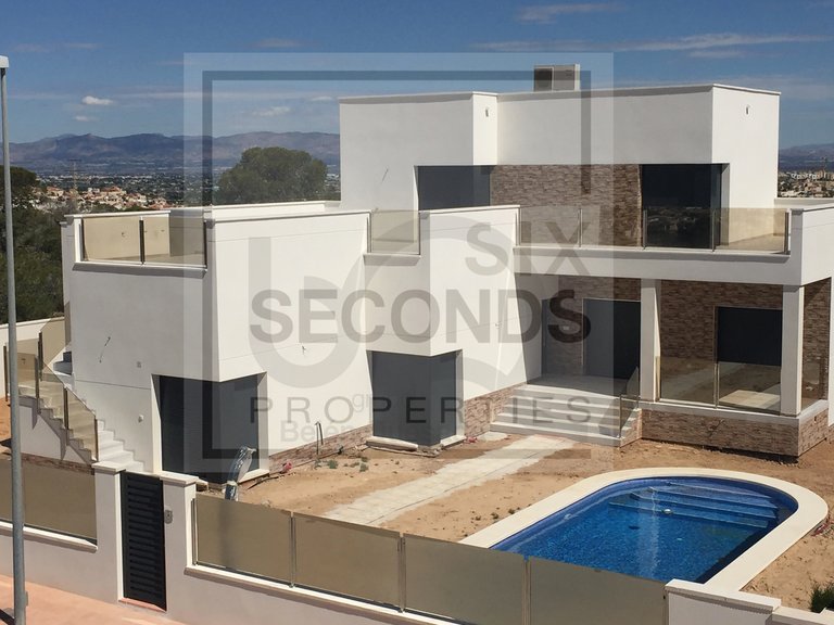 Villa for Sale in Ciudad Quesada, Lo Pepin, Alicante 2