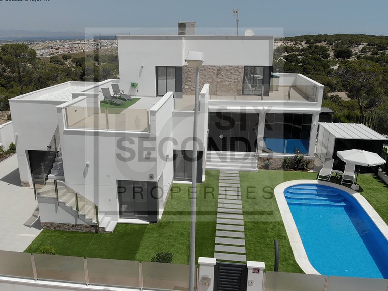 Villa for Sale in Ciudad Quesada, Lo Pepin, Alicante 1