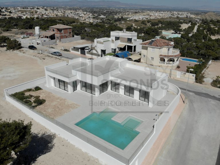 Villa for Sale in Urbanización La Marina, San Fulgencio, Alicante 1