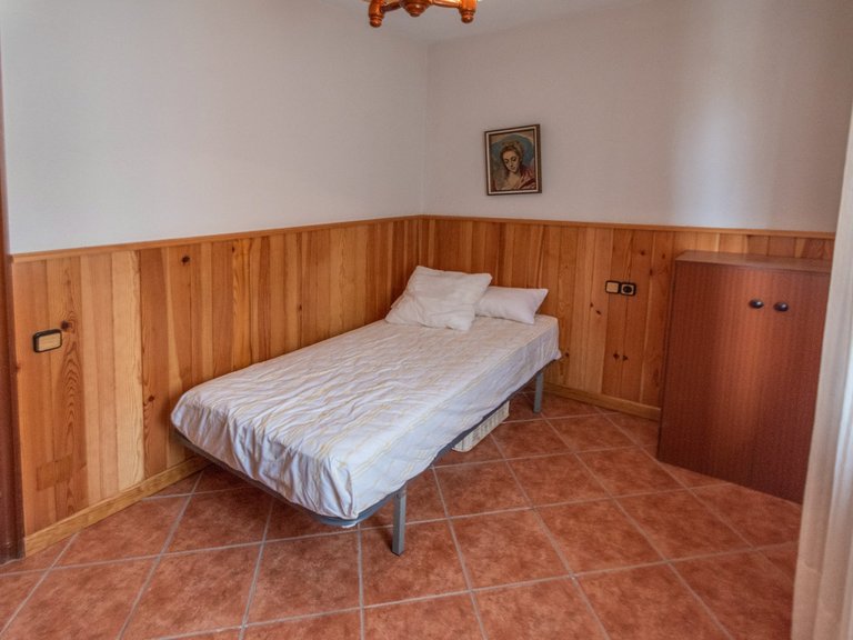 Villa for Sale in Guardamar Playa, Guardamar Del Segura, Alicante 36