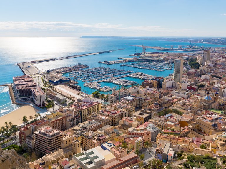 Apartment for Sale in Alicante, Alicante 16