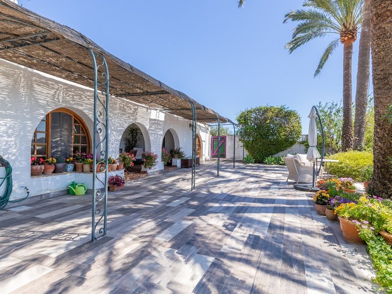 Villa for Sale in Teulada, Alicante 32