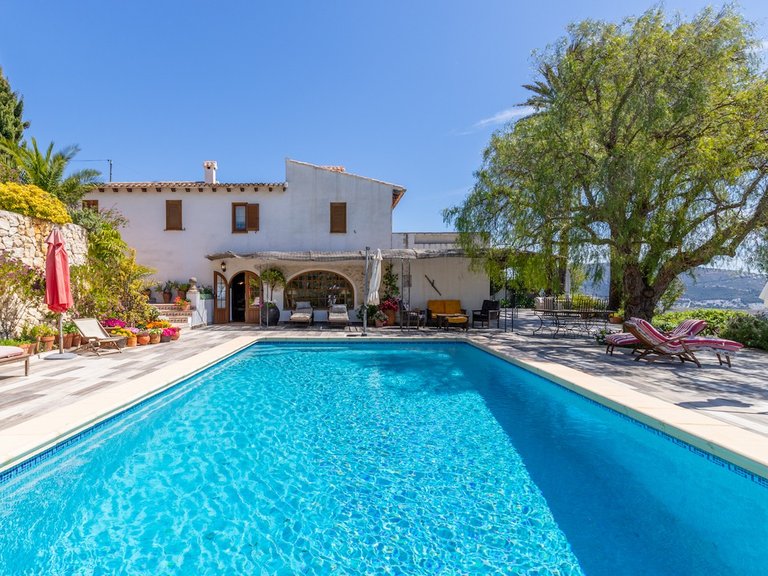 Villa for Sale in Teulada, Alicante 29