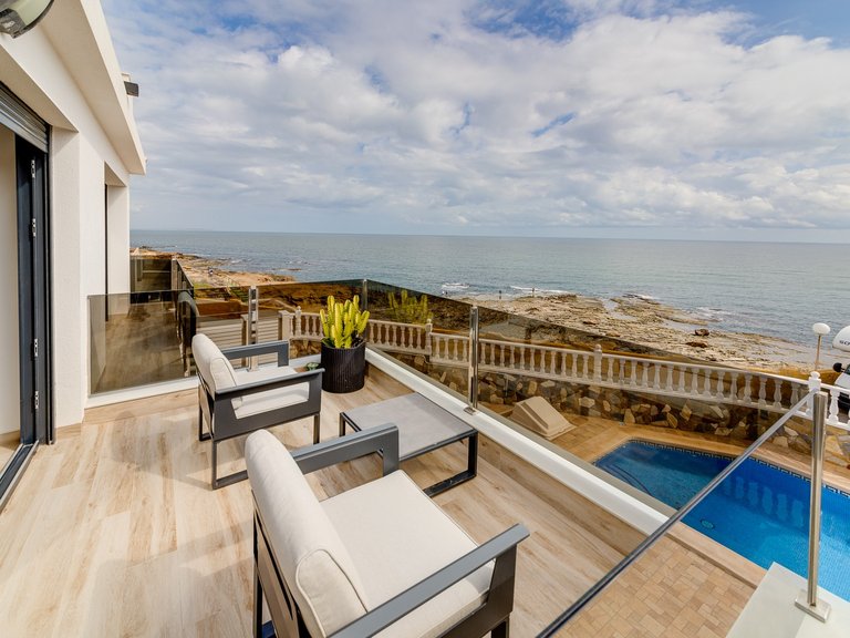 Villa for Sale in Torrelamata - La Mata, Torrevieja, Alicante 43