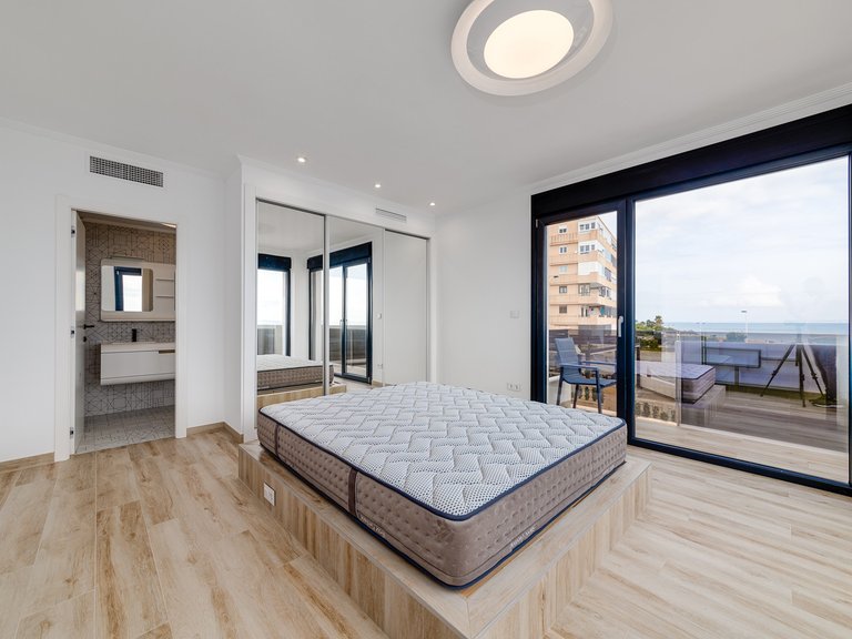 Villa for Sale in Torrelamata - La Mata, Torrevieja, Alicante 39